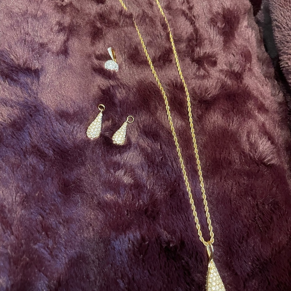 Swarovski necklace, pendants and earrings